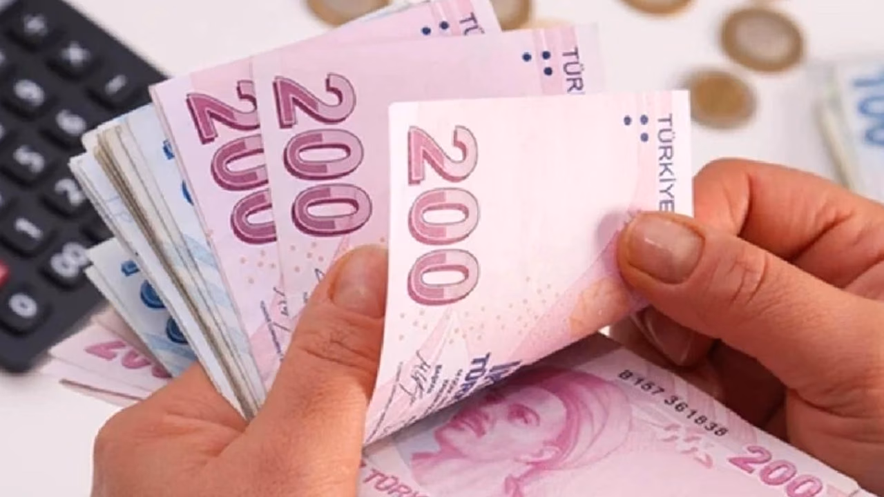 Türkiye'de Asgari Ücret Bu Hafta Belli Olacak