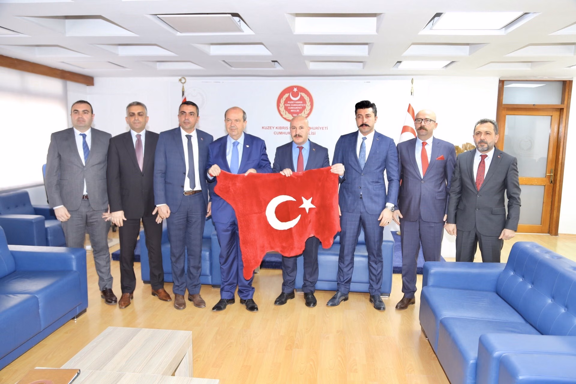Başbakan Tatar, Güvenlik-İş Heyetiyle Görüştü