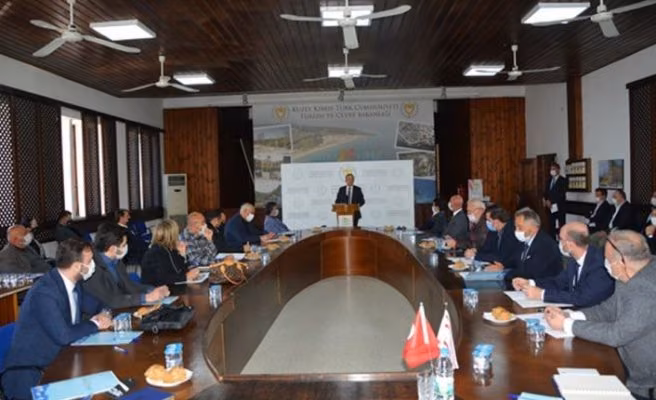 Turizm ve Çevre Bakanı Ataoğlu: Temmuzda Turizmin Önünü Açalım