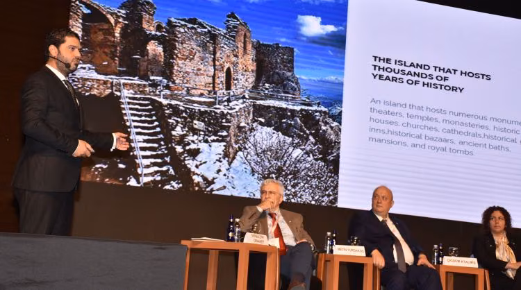 Kuzey Kıbrıs’ta Meslek Liseleri ve Güzellik Eğitimi Çağdaş Kadın Çalışmaları Konferans’ında Anlatıldı…