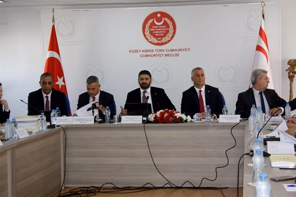 Atun “ Ülkenin Kronik Sorunu Genel Bütçe Açığı ve Yerel Bütçe Açığı”...