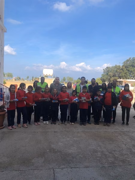 ZAYDER, Ağız ve Diş Sağlığı Haftasında Dipkarpaz İlkokulu’na Diş Macunu ve Diş Fırçası Dağıttı