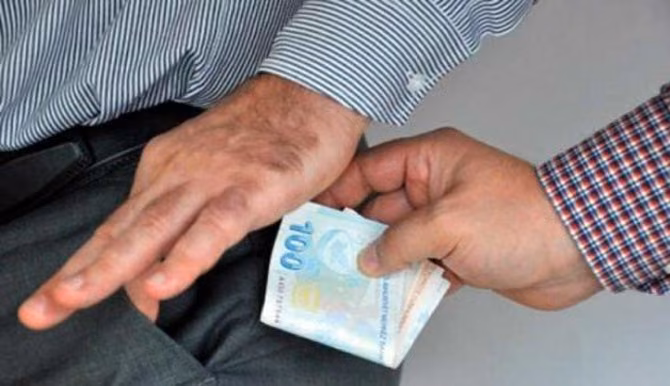 Yolsuzluğun Türkiye'ye yıllık maliyeti 4 milyar dolar!