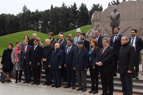 Savaşan: 58 Ülke ile Birlikte KKTC Bayrağı Bakü'de Dalgalanacak