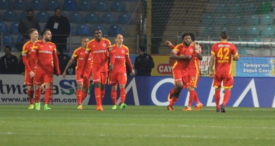 Kayserispor Tam Gaz İleri