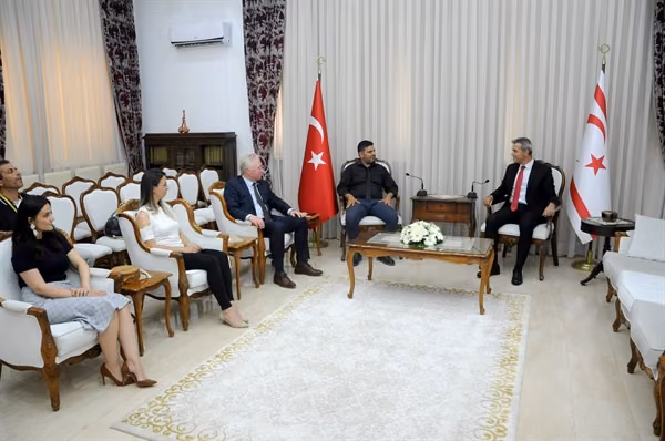 Meclis Başkanı Uluçay Avrupa Ülkeleri Biyologlar Birliği Başkanı’nı Kabul Etti