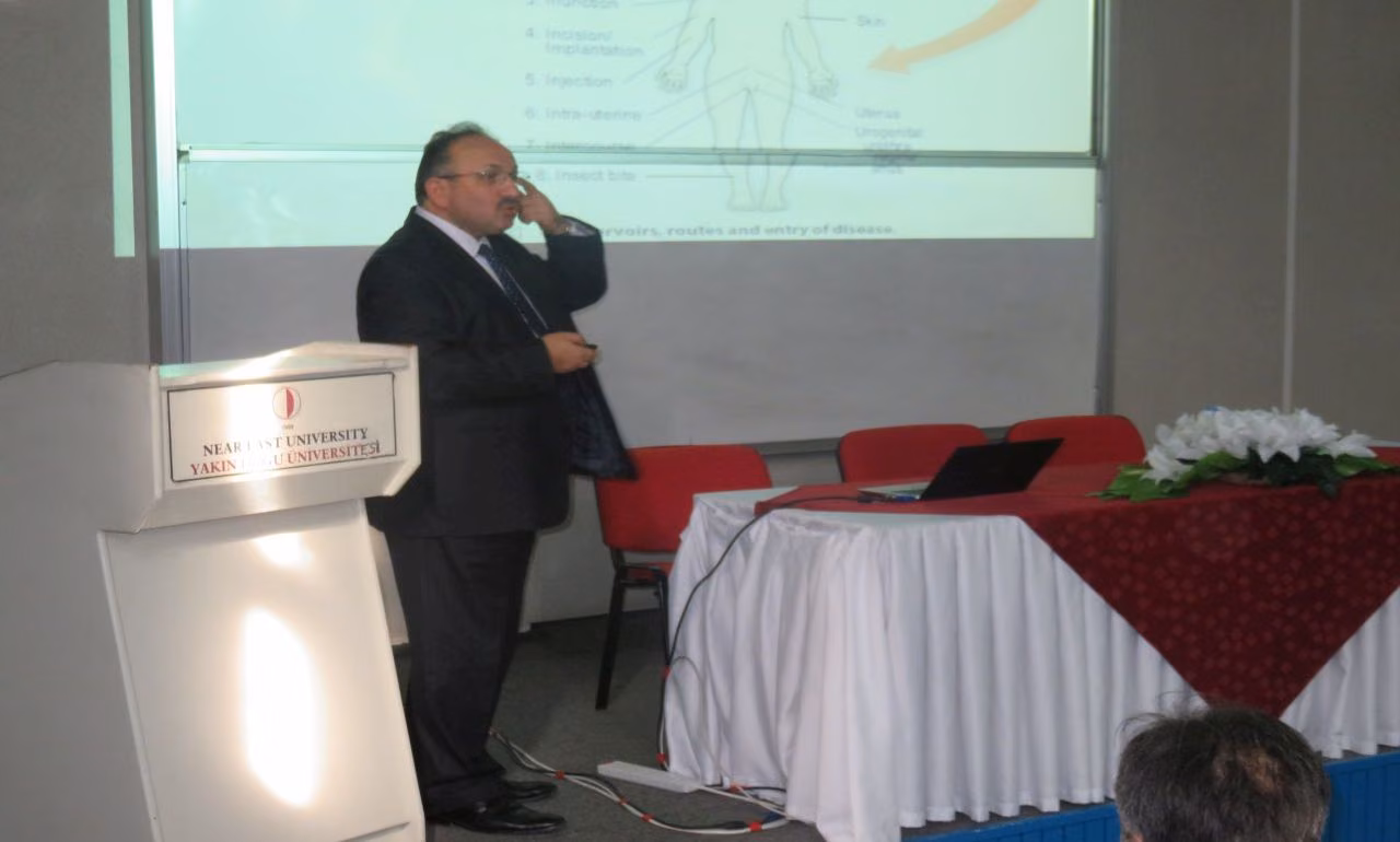 YDÜ İlahiyat Fakültesi'nde "İslam ve Sağlık"Konferansı