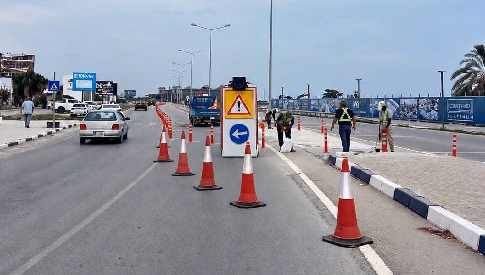 İskele-Karpaz Ana Yolunda Trafik Düzenlemesi: Bir Yön Trafiğe Kapatıldı