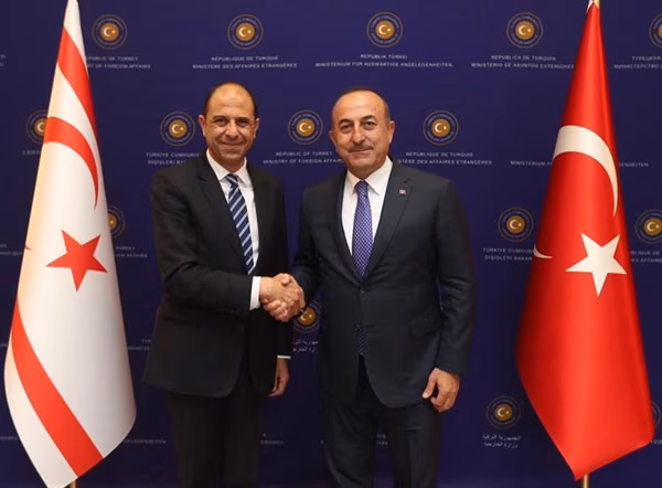 TC Dışişleri Bakanı Çavuşoğlu ile Özersay Görüştü