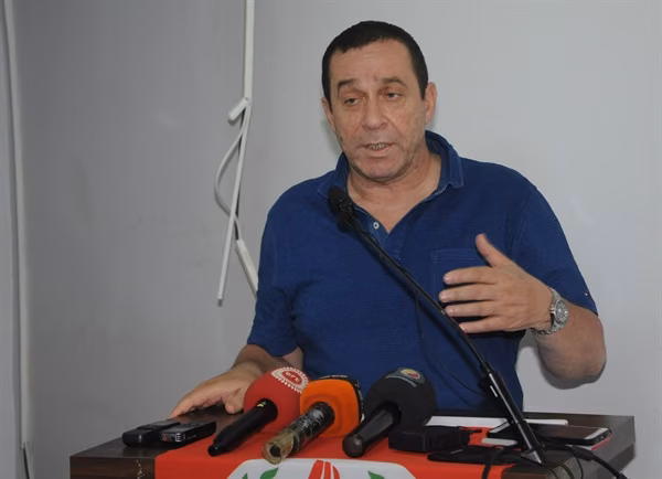 Denktaş: “Organize Saldırılar Sonucu Görevi Bıraktım”