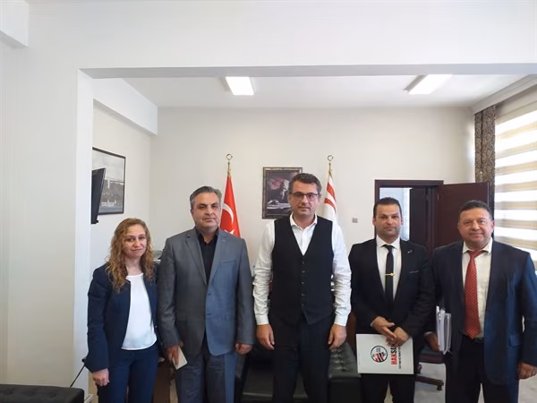 Haksen, Kamu Görevlileri Yasa Tasarısı İle İlgili Eleştirilerini Başbakan’a Sundu
