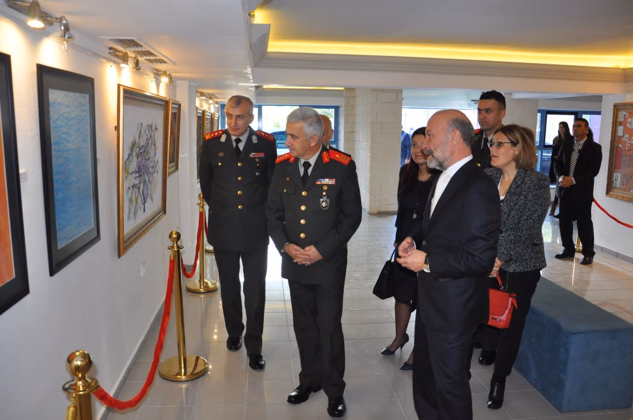 Güvenlik Kuvvetleri Komutanı Tuğgeneral Tevfik Algan, Cumhuriyet Sergisi'ni Ziyaret Etti.