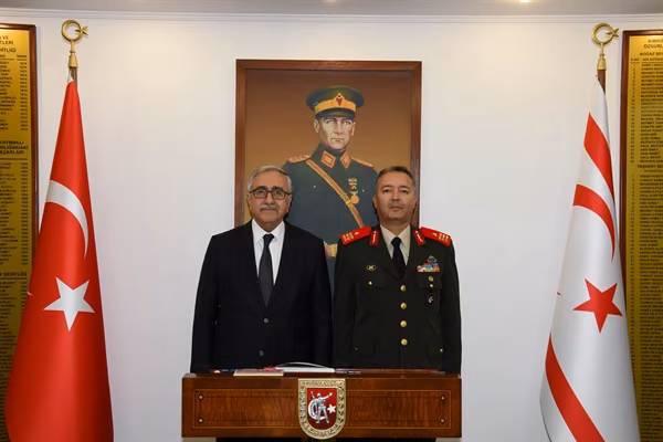 Akıncı Ktbk Komutanı Sezai Öztürk ile Güvenlik Kuvvetleri Komutanı Altan Er’i Ziyaret Etti