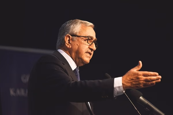 Akıncı: “Kıbrıs Türk Toplumu, Nasıl Bi̇r Geleceğe İlerleyeceği̇ni̇ Oylayacak”
