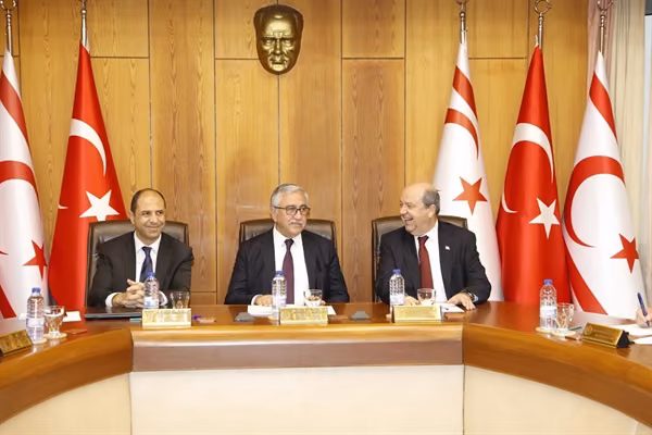 Bakanlar Kurulu, Olağanüstü Toplandı. 19.30’da Akıncı da Katılacak