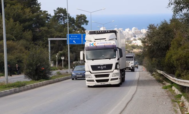 Ulaştırma Bakanlığı Uyardı: “5 Bin Kilogram Ve Daha Ağır Kamyonların 07.00-08.00 Saatleri Arasında Trafiğe Çıkması Yasak”