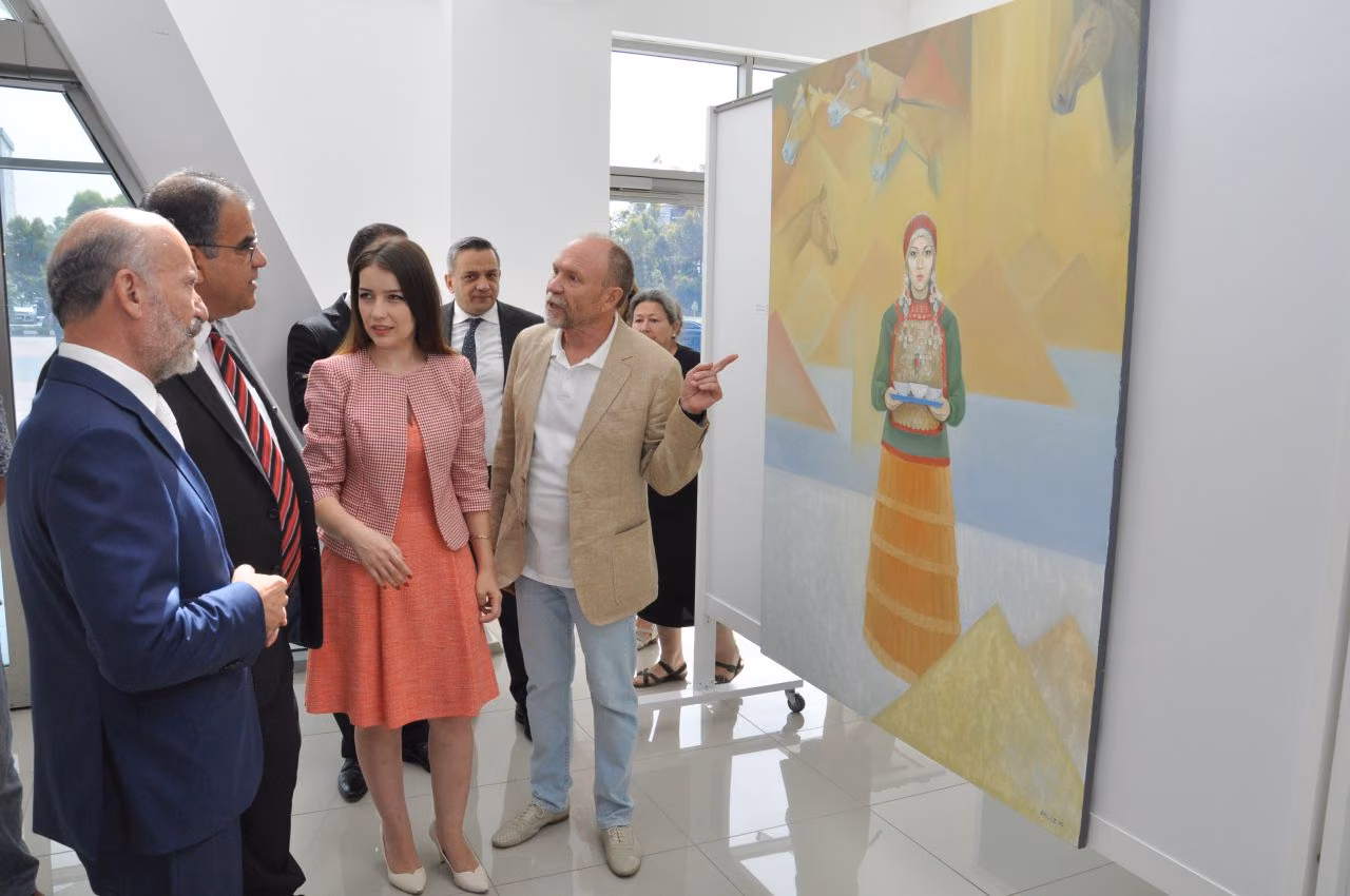 YDÜ' de “Başkurdistanlı Sanatçılar Resim Sergisi” Faiz Sucuoğlu Tarafından Açıldı…