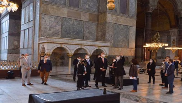 Ayasofya'nın Gişe Geliri 400 Milyon Lira