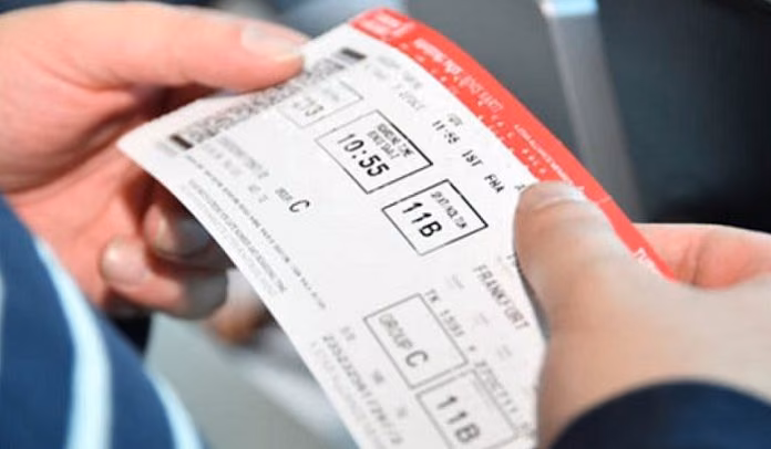 Uçak Ve Otobüs Bilet Fiyatları Yükseliyor