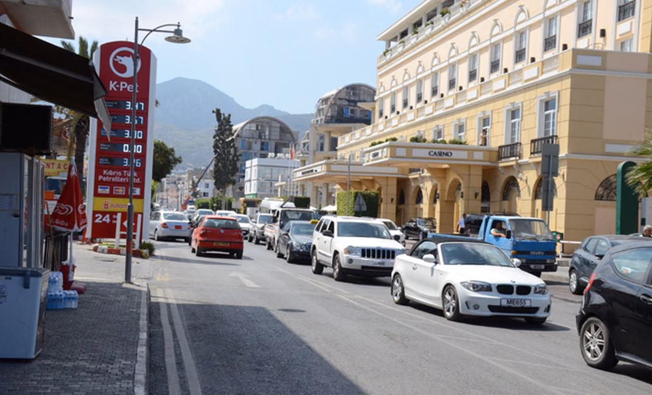 Girne'de Bu Cadde Hafta Sonu Trafiğe Kapalı