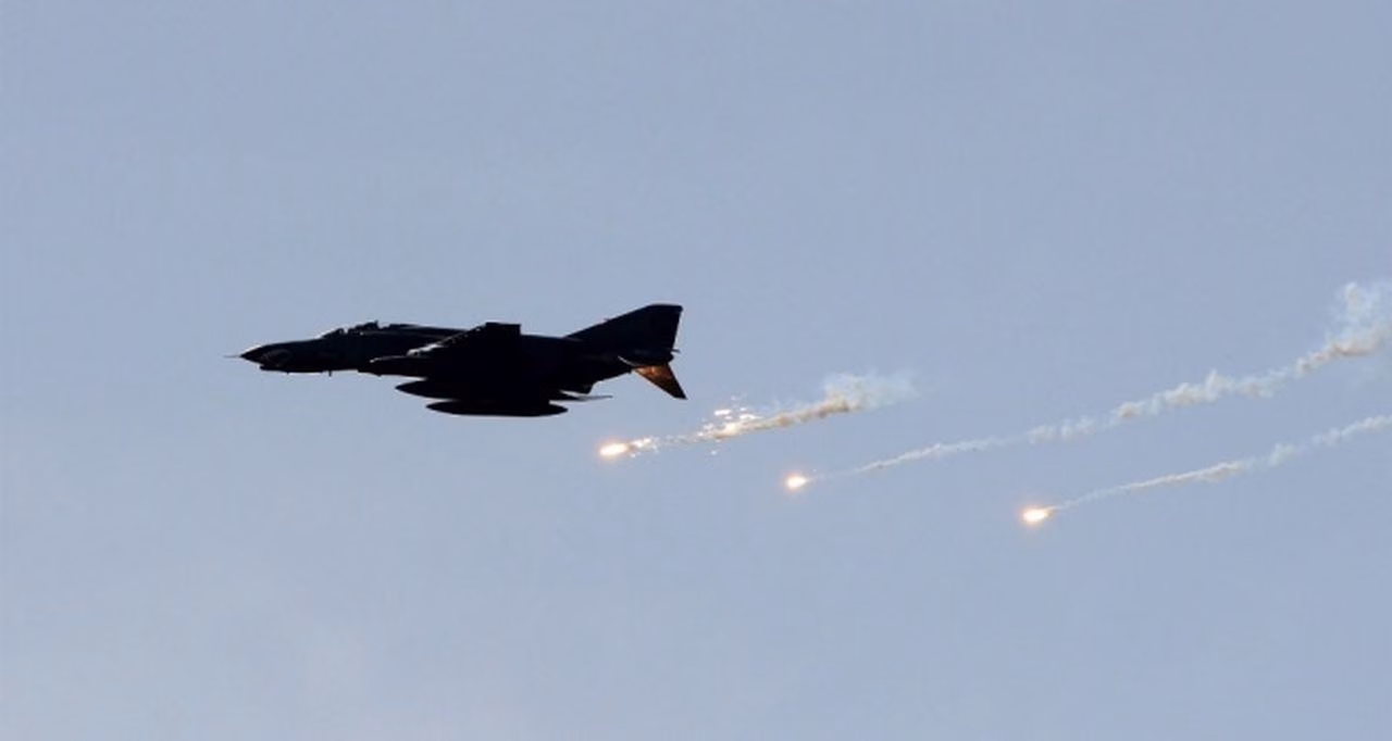 NATO, Rus Uçaklarını Engelledi