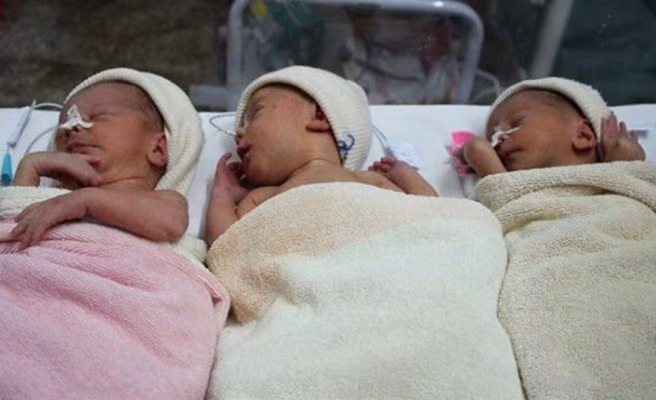 Nijerya'da 55 Yaşındaki Kadın Üçüz Dünyaya Getirdi