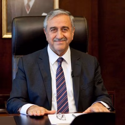 Cumhurbaşkanı Akıncı, Seçim İçin Hukuk Bürosu Oluşturdu
