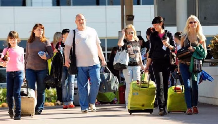 Rus Turistler Tatilini Uzatacak mı?