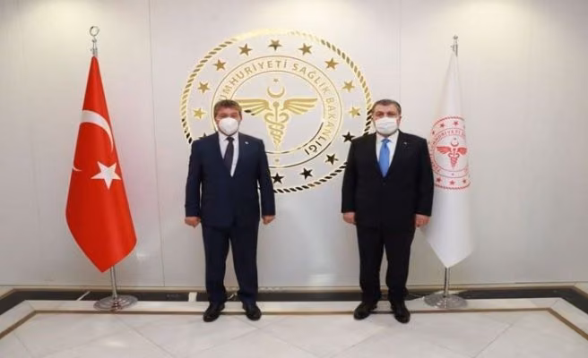 Ünal Üstel İle Bir Araya Gelen Fahrettin Koca: Yarından İtibaren Büyük Miktarda Aşı KKTC'ye Gönderilecek